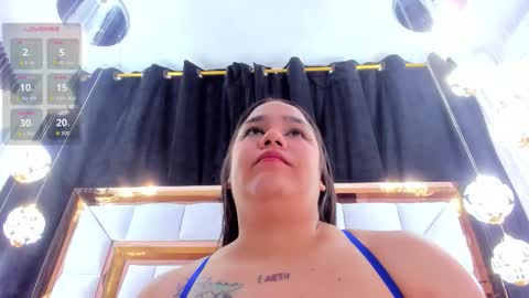 Snapshot of rileysweett chatting on 10, 9, 2025 Riley online show from 10, 9, 2025