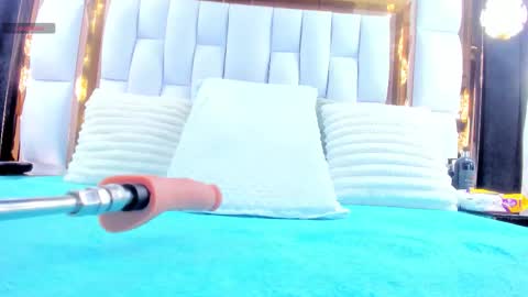 Snapshot of rileysweett chatting on 1, 11, 2025 Riley online show from 1, 11, 2025