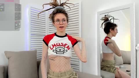 Snapshot of rin_skylar chatting on 28, 1, 2025 Rin online show from 28, 1, 2025