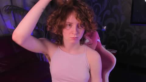 Snapshot of rina_dee chatting on 7, 3, 2025 . Rina . online show from 7, 3, 2025