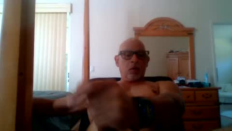 Snapshot of rionel chatting on 30, 1, 2025 RioNel online show from 30, 1, 2025