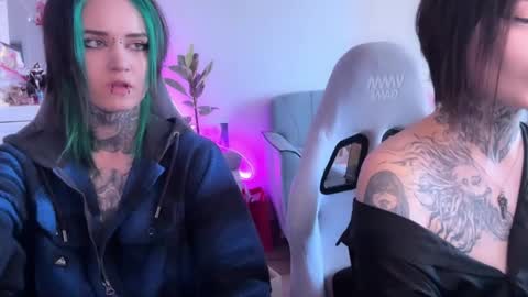   DianaBrite            fansl y online show from 17, 5, 2026