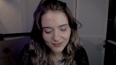 Snapshot of risha_laass chatting on 7, 12, 2024 risha_laass online show from 7, 12, 2024