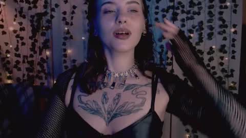 Snapshot of risha_laass chatting on 2, 10, 2025 risha_laass online show from 2, 10, 2025