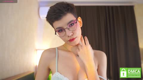 Agnes online show from 25, 1, 2025