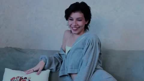 Agnes online show from 21, 9, 2025