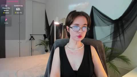 Alice online show from 10, 3, 2026