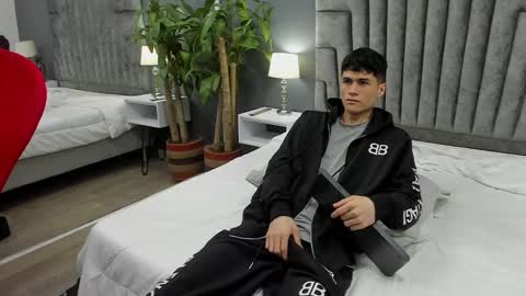 Roan Birkin online show from 16, 2, 2025