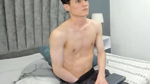 Roan Birkin online show from 4, 3, 2025