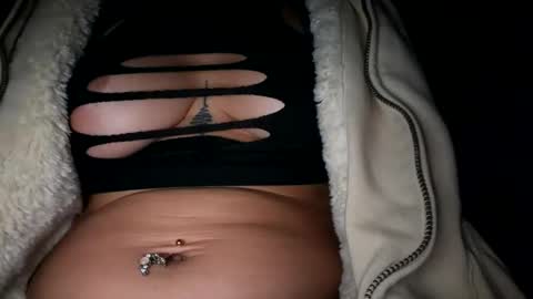 roarmance1 online show from 1, 2, 2026