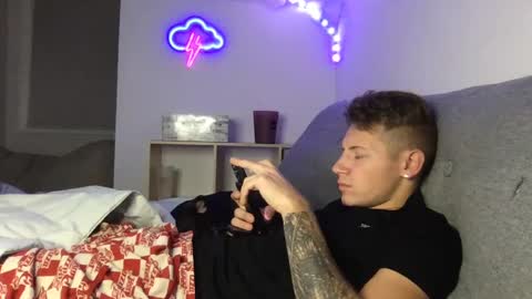 RoastingCorn online show from 5, 1, 2025