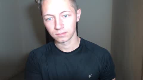 Snapshot of roastingcorn chatting on 14, 12, 2025 RoastingCorn online show from 14, 12, 2025