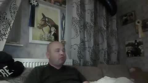 rob18997 online show from 11, 11, 2025