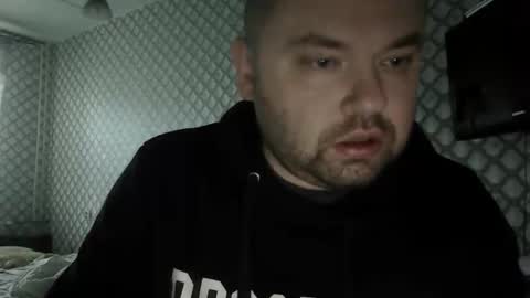 rob18997 online show from 27, 11, 2025