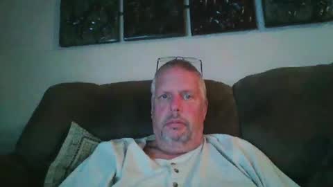 Snapshot of rob9271963 chatting on 3, 1, 2025 Rob online show from 3, 1, 2025