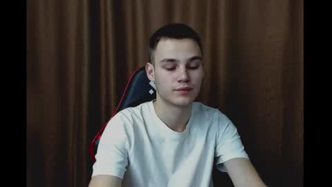 Snapshot of robert10211 chatting on 18, 12, 2024 robert10211 online show from 18, 12, 2024