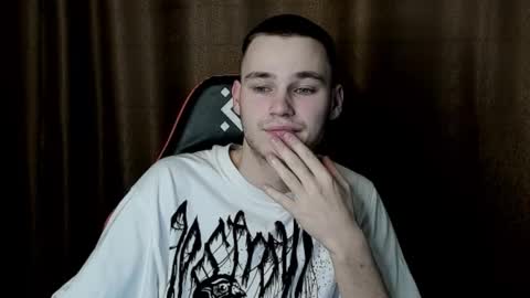 Snapshot of robert10211 chatting on 31, 1, 2025 robert10211 online show from 31, 1, 2025