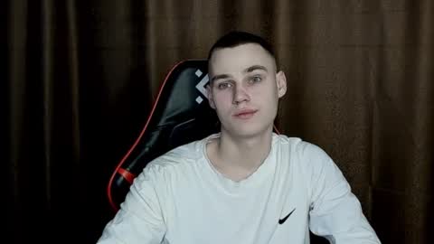 Snapshot of robert10211 chatting on 17, 2, 2025 robert10211 online show from 17, 2, 2025