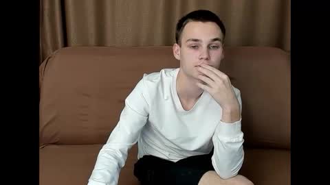 Snapshot of robert10211 chatting on 22, 10, 2025 robert10211 online show from 22, 10, 2025