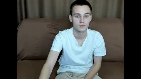 Snapshot of robert10211 chatting on 23, 10, 2025 robert10211 online show from 23, 10, 2025