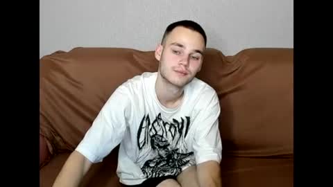 Snapshot of robert10211 chatting on 2, 11, 2025 robert10211 online show from 2, 11, 2025