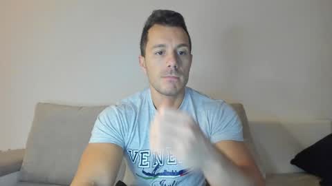 roberto4ever online show from 6, 1, 2025