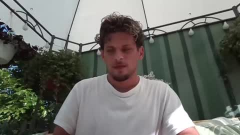 Snapshot of roberto_twink1 chatting on 17, 7, 2026 Roberto online show from 17, 7, 2026