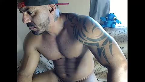 BRAZILIAN BOY online show from 28, 1, 2025