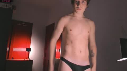 Snapshot of robfavorite1 chatting on 21, 12, 2025 robfavorite1 online show from 21, 12, 2025