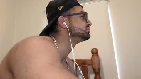 robin1036 online show from 11, 4, 2026