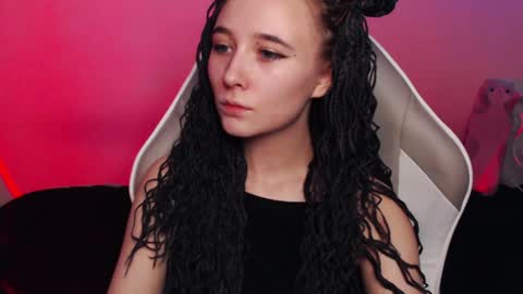 Robin your online show from 1, 2, 2025