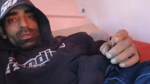 Snapshot of robincom23 chatting on 7, 12, 2024 R online show from 7, 12, 2024