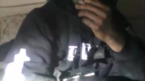 Snapshot of robincom23 chatting on 19, 12, 2024 R online show from 19, 12, 2024