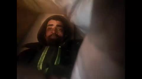 Snapshot of robincom23 chatting on 28, 1, 2025 R online show from 28, 1, 2025