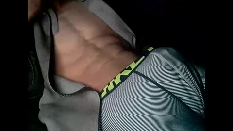 Snapshot of robincom23 chatting on 28, 2, 2025 R online show from 28, 2, 2025