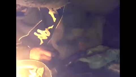 Snapshot of robincom23 chatting on 9, 3, 2025 R online show from 9, 3, 2025