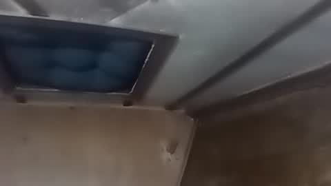 Snapshot of robincom23 chatting on 17, 9, 2025 R online show from 17, 9, 2025