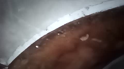 Snapshot of robincom23 chatting on 5, 10, 2025 R online show from 5, 10, 2025