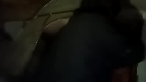 Snapshot of robincom23 chatting on 7, 10, 2025 R online show from 7, 10, 2025