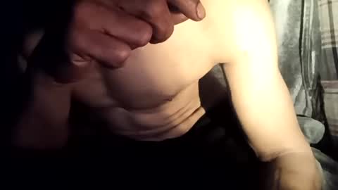 Snapshot of robincom23 chatting on 16, 10, 2025 R online show from 16, 10, 2025