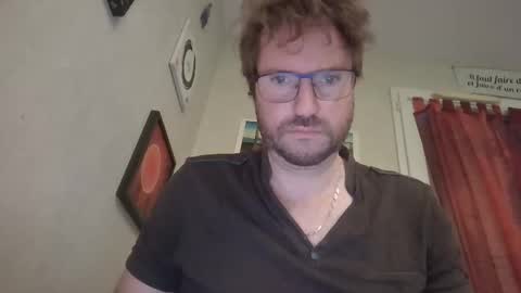 robinouhot online show from 14, 2, 2025