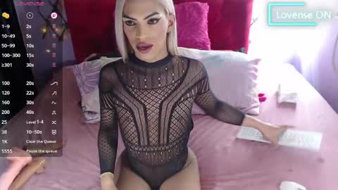 Margot Ferrer online show from 21, 4, 2026