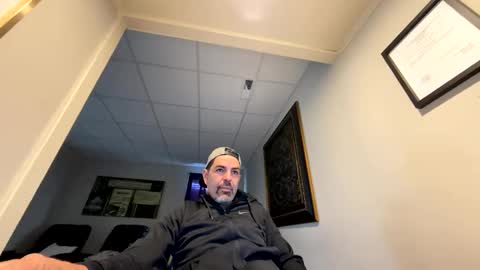 Snapshot of roblatino12 chatting on 17, 2, 2025 roblatino12 online show from 17, 2, 2025