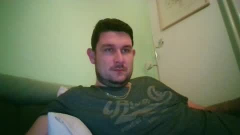 Robin online show from 6, 10, 2025