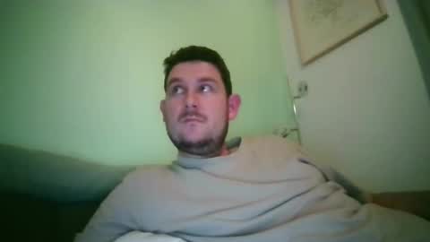 Robin online show from 3, 11, 2025