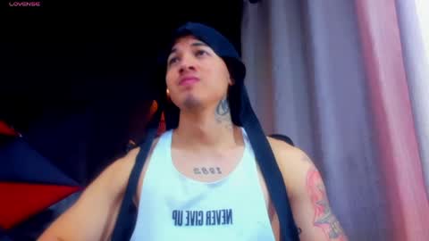 Snapshot of rocco_santos chatting on 2, 6, 2026 rocco_santos online show from 2, 6, 2026