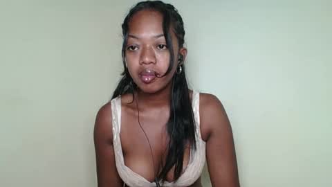 rochellinah online show from 12, 5, 2026