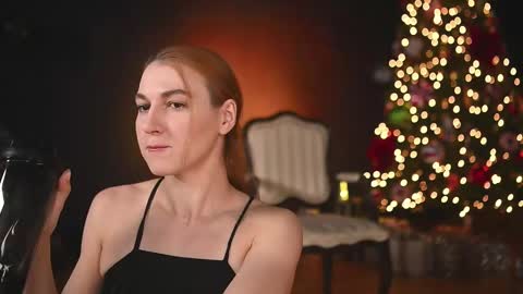 Snapshot of rocknrose chatting on 4, 12, 2024 RocknRose online show from 4, 12, 2024