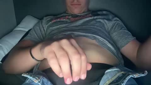 rocksta678914 online show from 8, 9, 2025