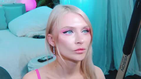 Lina and Den online show from 17, 10, 2025